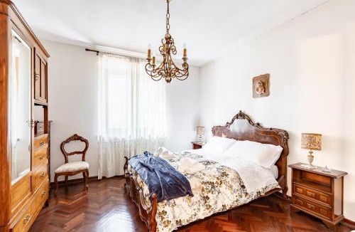 Perugia Apartment | Villa Il Glicine - Vintage Apartment x8
