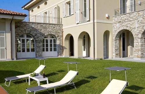 Verbania Villa | Villa Il Portico by Lago Reisen