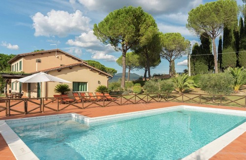 Magliano Sabina Villa | Villa in Magliano Sabina with Private Pool