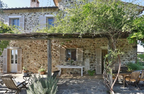 Manciano Villa | Villa in Manciano with 4 bedrooms sleeps 7