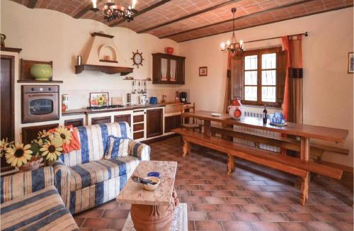 Bivio Lugnano House | Villa in Montalbano with Scenic Views