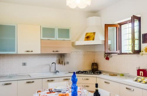 Ponte Buriano Villa | Villa in Pieve San Giovanni with Pool