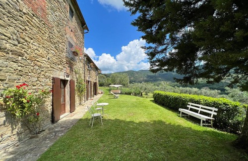 Cortona Villa | Villa in Sant'angiolo with 5 bedrooms sleeps 12