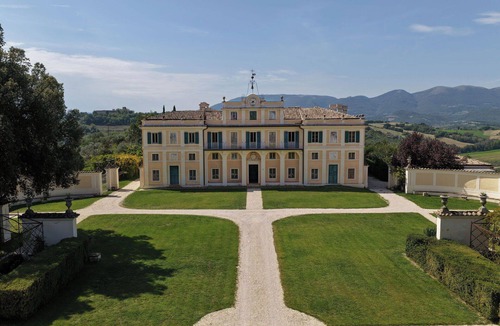 San Brizio Villa | Villa in Terraia with 18 bedrooms sleeps 41