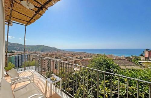 Salerno House | Villa Ipomea - Cielo Suite