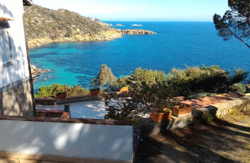 Isola del Giglio Villa | Villa "I mirti" locality Caldane island of lily