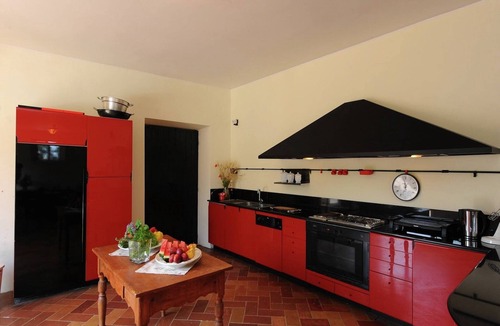 Montemaggiore al Metauro Villa | Villa in Montemaggiore with Private Pool
