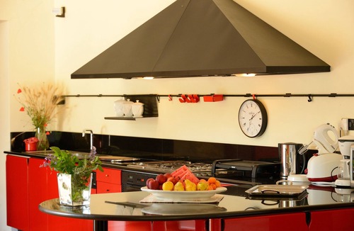Montemaggiore al Metauro Villa | Villa rent with swimingpool, garden, tenniscurt, near the sea