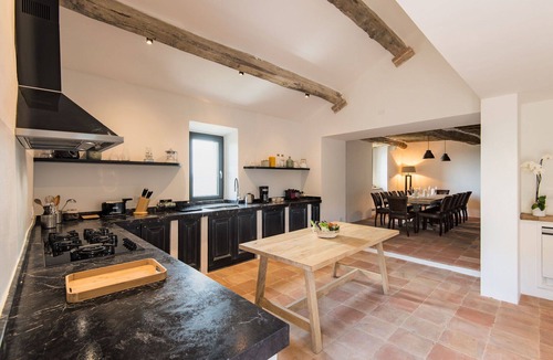 Montelaguardia Villa | Villa in San Giovanni Del Pantano with 10 bedrooms sleeps 20