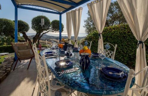 Santa Caterina dello Ionio Villa | Villa Acquaro, Santa Caterina Dello Ionio, Pool, Ac