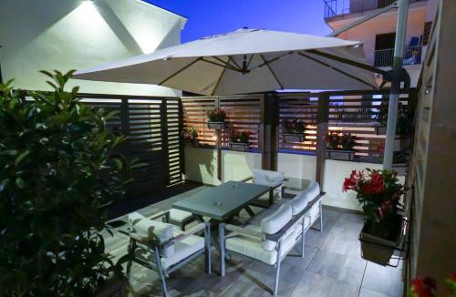 San Giorgio a Cremano Apartment | Villa Klaudia - charming house