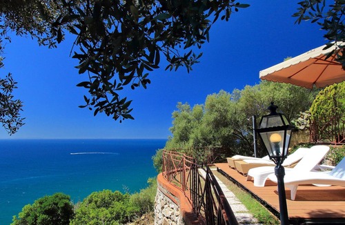 San Felice Circeo Villa | VILLA L'INFINITO 16 BEDS