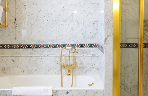 Serravalle Scrivia Hotel | Villa La Bollina