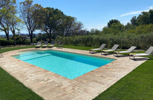 Sirolo Villa | Villa "La Colombara": relax, nature and sea.