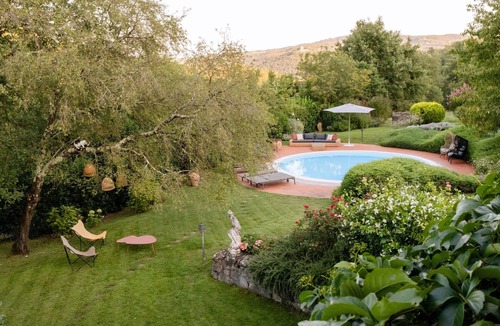 Todi Villa | Villa L’Arco.Luxury Air-Conditioned.Pool with Whirlpool area.Wi-Fi.Near Tuscany