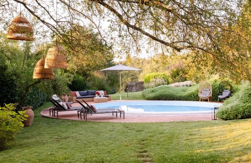 Todi Villa | Villa L’Arco.Luxury Air-Conditioned.Pool with Whirlpool area.Wi-Fi.Near Tuscany