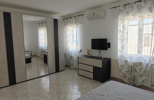 Monte Sant'Angelo Apartment | Villa Leonardo