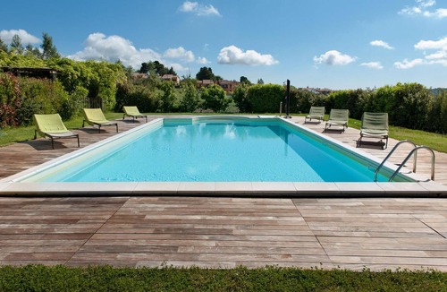 Osimo Villa | Villa Liberty - Private villa, 4 bedrooms, pool use, airco, wifi, see, Marche