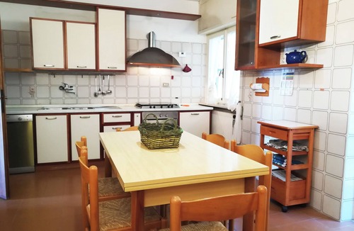Fondi House | Villa Lina for 7 Persons Near the Beach