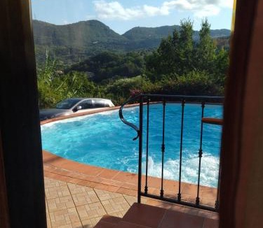 San Giovanni a Piro Bed & Breakfast | Villa Ludoniccò