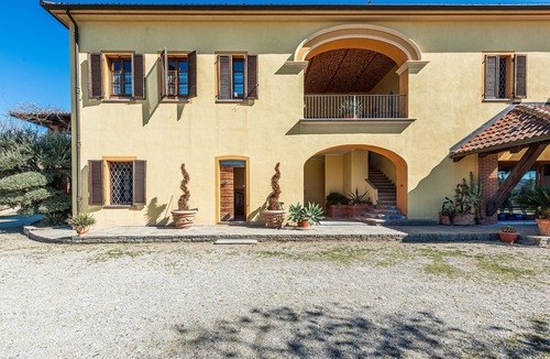 Alba Villa | Villa Ludovica, Alba Hills