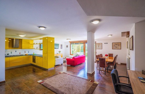 Sasso Moro Villa | Villa Mavica by Lago Reisen