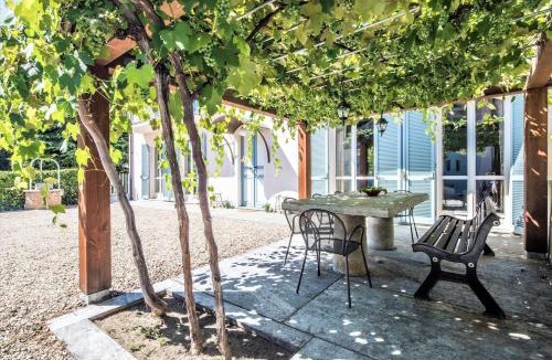 Scaparone House | Villa Mezzaluna private pool,AC,Wifi,5km from Alba