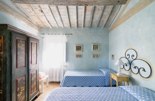 Castel Focognano House | Villa Montanina - Relax in Tuscany