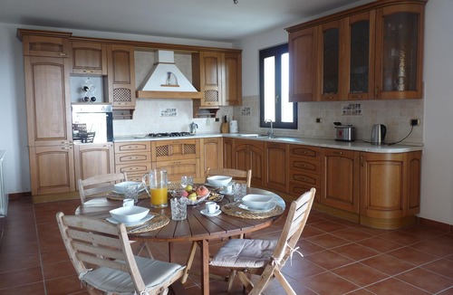 Atri Villa | Villa near Atri with Private Pool and Beautiful Views