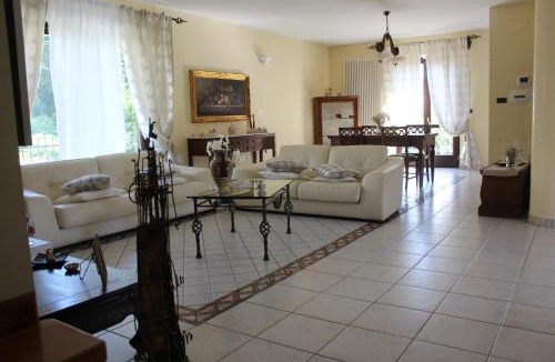 Lettomanoppello Villa | Villa Nicolai tra Mare e Montagna