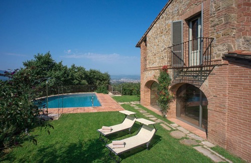 Arezzo Villa | Villa Nocciola: a peaceful corner in Tuscany