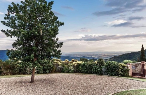 Pieve di Chio Villa | Villa Ortaglia - Country Villa Rental in Castiglion Fiorentino, Tuscany