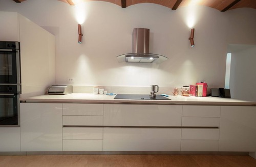 Castelnuovo Berardenga Villa | Villa Parigi, elegant designer Villa in Chianti, Pool & Concierge, WiFi, A/C