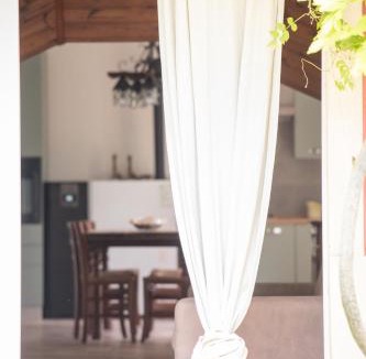 Apecchio House | Villa Patty villa con piscina e camino nelle Marche