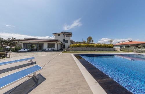San Mango sul Calore Villa | Villa Petrara