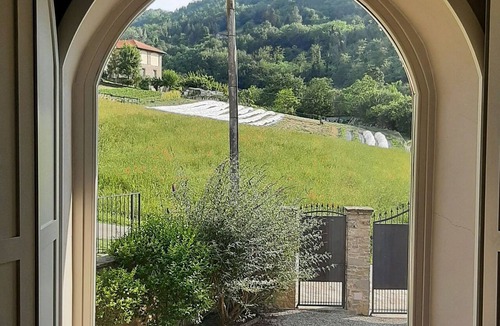 Prasco Villa | Villa Pietra with pool on the Piemonte Hills