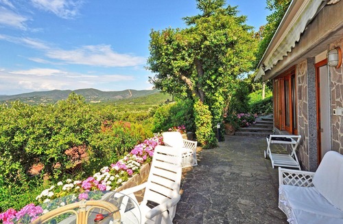 Punta Ala Apartment | Villa Punta Ala - Holiday Villa Rental with pool on the Tuscan Coastline