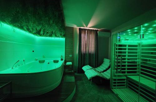 Fondi House | VILLA REGINA - Suite con Spa Sperlonga Vertice Rooms