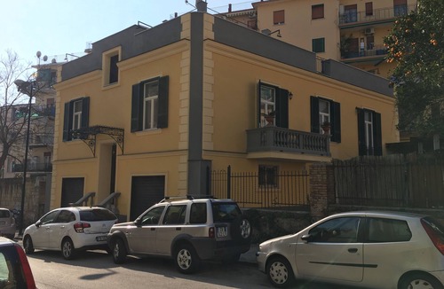 Bagnoli Apartment | VILLA ROSA - Apartment n. 3 "VIOLA" (4 beds):