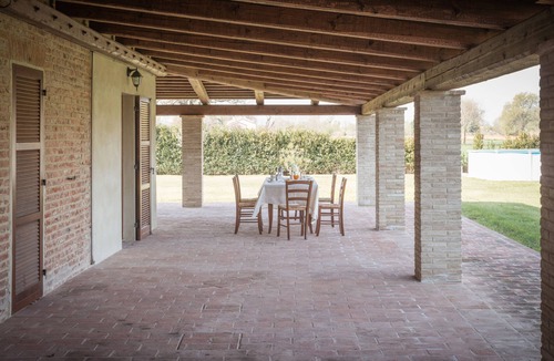 Fano House | Villa sleeps 24, swimming pool, Countryside, Fano, porch, sea1km