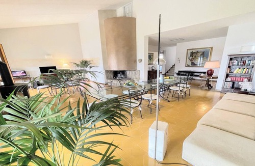 Pietrauta Villa | Villa Sole Vino - sensational holiday venue - central location - sleeps 15