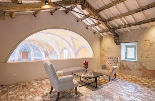 Montelovesco Villa | VILLA SOVRANA - Ten Bedroom Villa, Sleeps 20