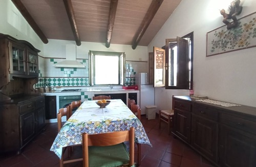 Ascea House | Villa surrounded by greenery 3km from the sea, guaranteed relaxation, pets allowed