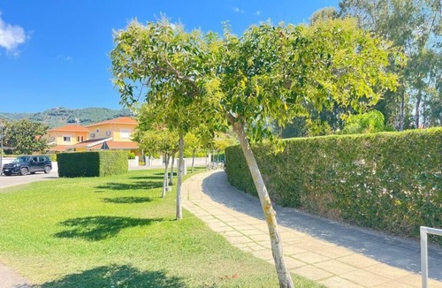 Pizzo House | Villa Tiziana, a stone's throw from the sea, in the green trees, ideal for families