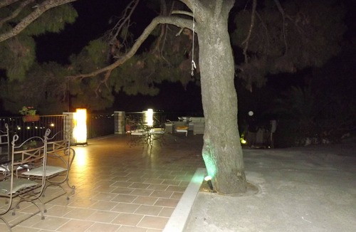 Chiesiola Villa | Villa to fifteen hundred meters from the sea situated on a panoramic hill