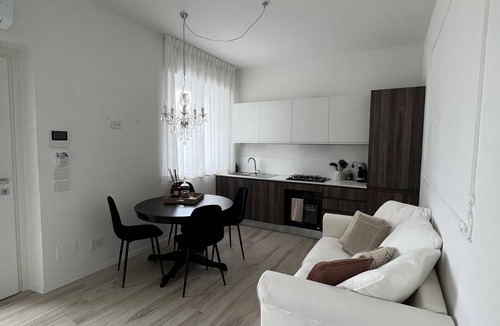 Civitanova Marche Apartment | Villa Torrione - Apt Magnolia - Shared Pool & Airco
