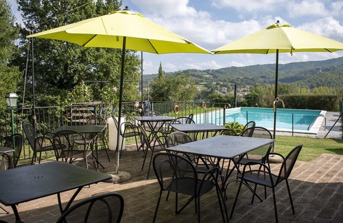 Bivio Lugnano Villa | Villa Tulipano, live in contact with nature