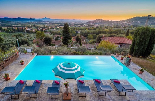 Castiglion Fiorentino Villa | Villa with pool and air conditioning