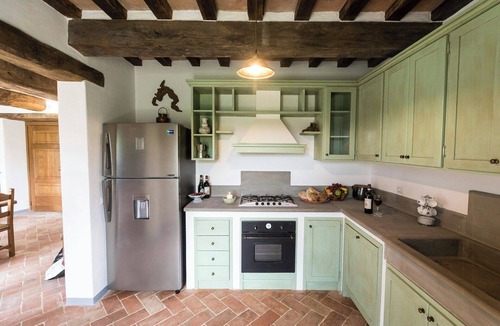 Umbertide House | Villa with panoramic pool amongst olive groves