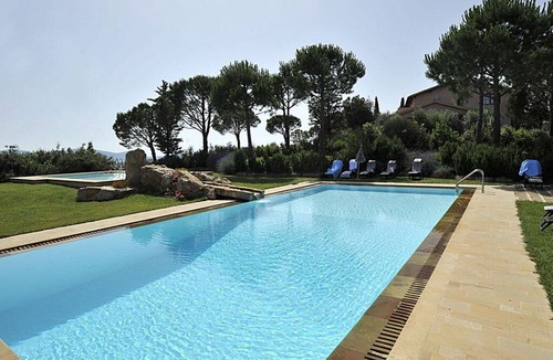 Grosseto Villa | Villa with Pool and Gym